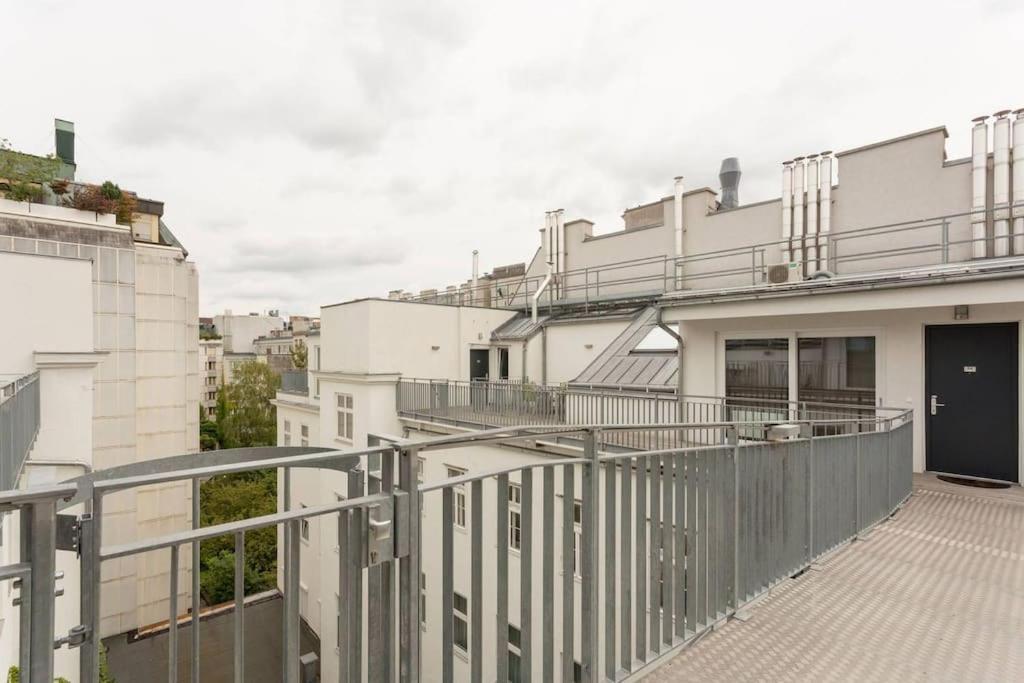 Amazing Terrace, Close To Viennas Biggest Shopping Street 外观 照片